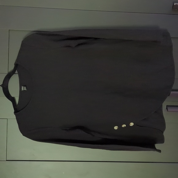 Maternity top - Picture 1 of 4